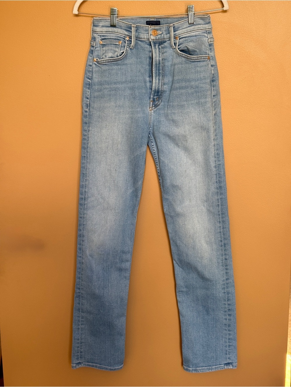 MOTHER High Waisted Rider Skimp Jeans High Life in Light wash